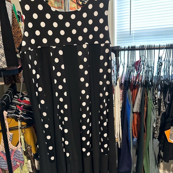 NY Collection Black and White Polka Dot Mini Dress - Picture 4 of 5
